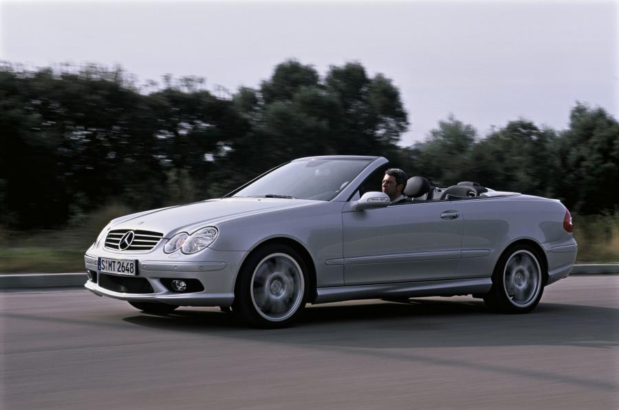  Mercedes-Benz CLK55 AMG Cabriolet 2004 года  (фото 21 из 35)